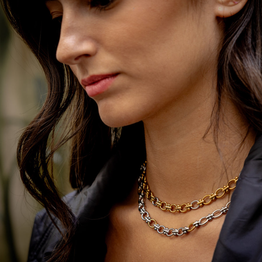 Collier mailles rondes argentées et dorées